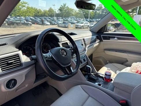 Used 2019 Volkswagen Atlas SE w/ Towing Package FWD image 28