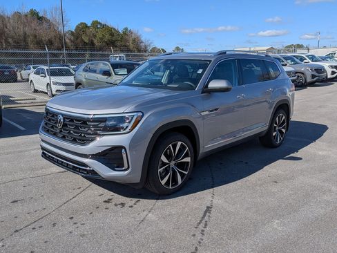 New 2026 Volkswagen Atlas SEL Premium R-Line AWD/4WD image 7