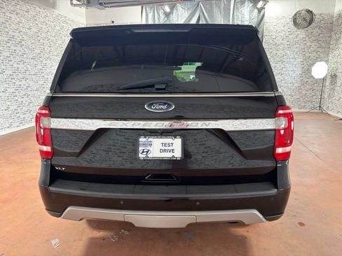 Used 2019 Ford Expedition XLT w/ Equipment Group 202A RWD image 6