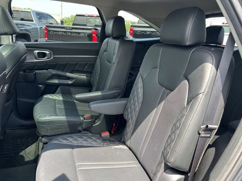 Used 2021 Kia Sorento SX FWD image 40