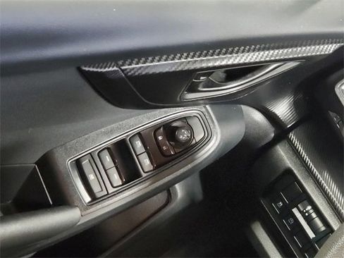 Used 2023 Subaru Crosstrek 2.0i image 21