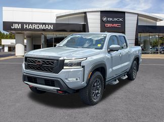 Used 2022 Nissan Frontier PRO-4X w/ Pro-4X Premium Package AWD/4WD video 3