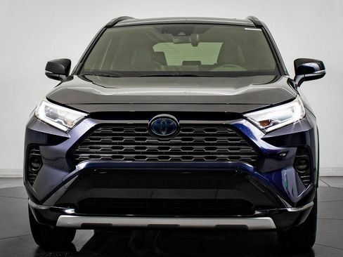 Used 2019 Toyota RAV4 XSE w/ XSE Weather Package image 2