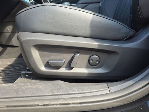 New 2025 Mitsubishi Outlander AWD image 13