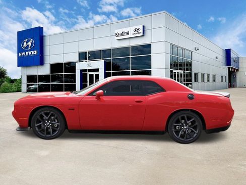 Used 2023 Dodge Challenger R/T w/ Blacktop Package RWD image 8