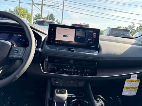 New 2026 Nissan Rogue Platinum w/ Platinum Premium Package AWD/4WD image 20