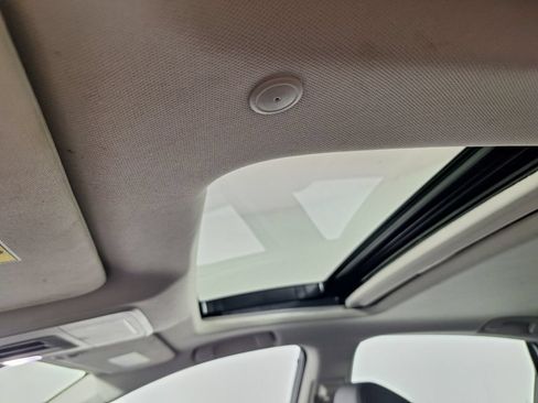 Used 2023 Honda Accord Touring image 14