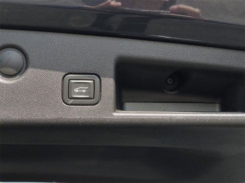 Certified 2022 Chevrolet Equinox LT image 9