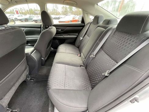 Used 2018 Nissan Altima 2.5 S w/ S Convenience Package image 11