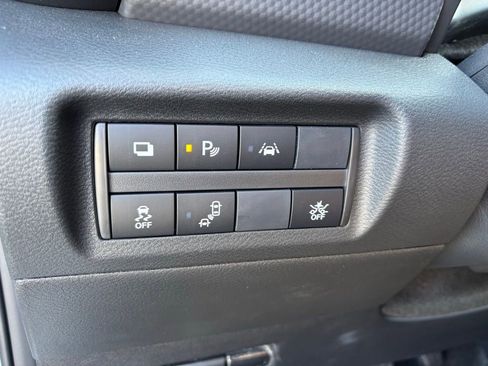 Used 2025 Nissan Kicks Play S image 14