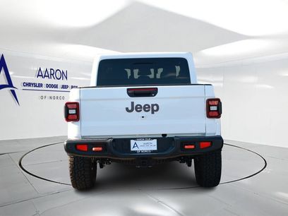 New 2026 Jeep Gladiator Mojave