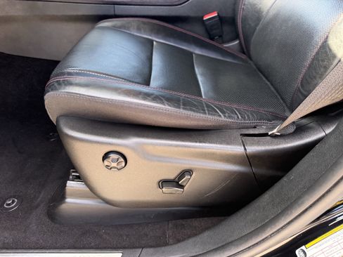 Used 2022 Dodge Durango R/T image 28