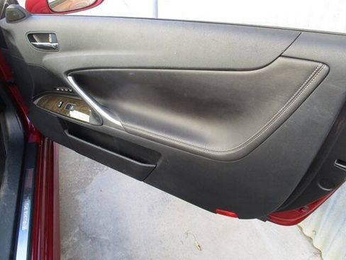Used 2010 Lexus IS 250C RWD image 18