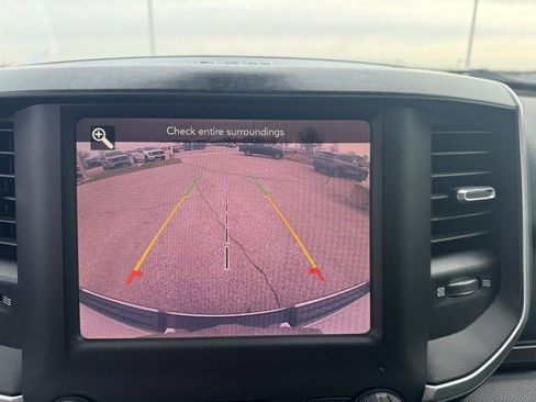 Used 2019 RAM 1500 Big Horn image 18