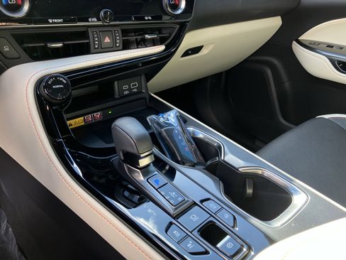 Used 2024 Lexus NX 350 AWD w/ Vision Package image 28