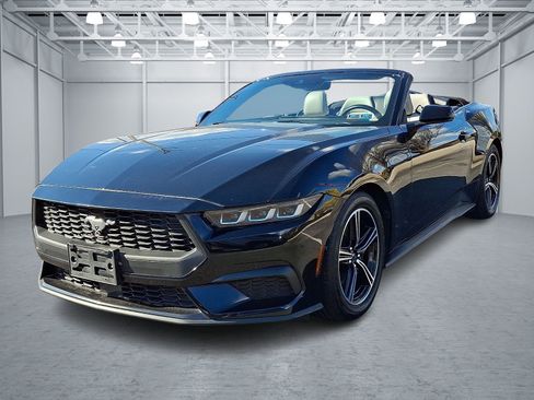Used 2024 Ford Mustang Premium RWD image 3