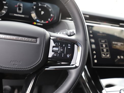 Certified 2025 Land Rover Range Rover Sport Dynamic SE AWD/4WD image 24