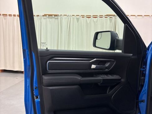 New 2026 RAM 1500 4x4 Crew Cab image 18