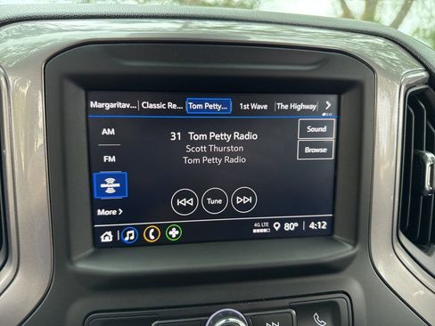 Used 2024 Chevrolet Silverado 2500 Custom w/ Custom Value Package image 34