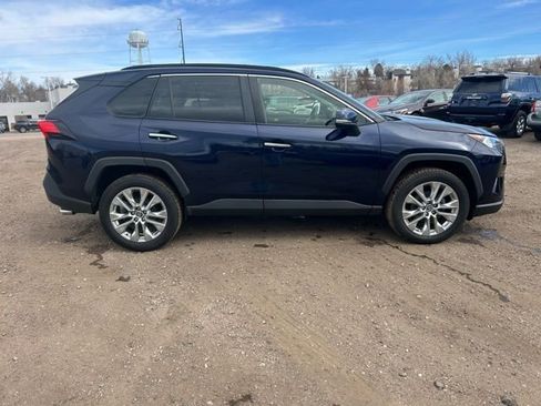 Used 2019 Toyota RAV4 Limited w/ Cold Weather Package image 7