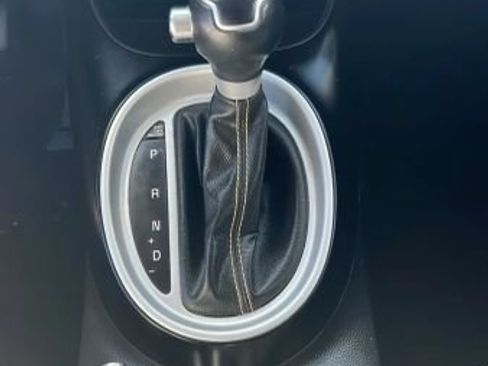 Used 2016 Kia Soul + FWD image 18