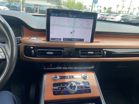 Used 2020 Lincoln Aviator Reserve w/ Equipment Group 201A RWD image 16