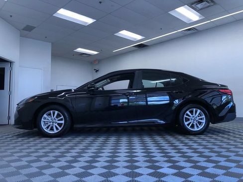 Used 2026 Toyota Camry LE FWD image 12