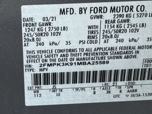 Used 2021 Ford Edge Titanium image 34