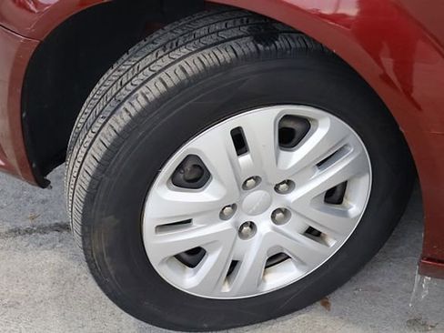 Used 2019 Dodge Grand Caravan SE image 37