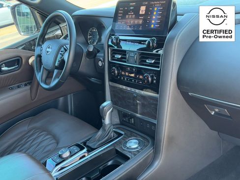 Certified 2024 Nissan Armada Platinum image 12