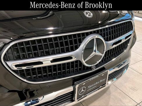 Used 2023 Mercedes-Benz GLC 300 4MATIC image 30