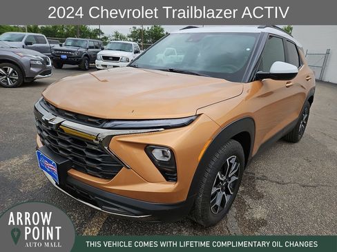 Used 2024 Chevrolet TrailBlazer ACTIV w/ Convenience Package FWD image 4