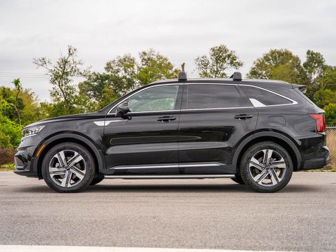 Used 2023 Kia Sorento SX Prestige image 4