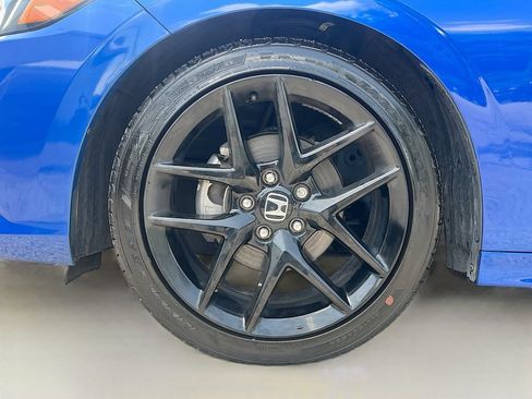 Used 2023 Honda Civic Sport image 28