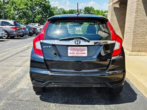 Used 2018 Honda Fit EX image 7