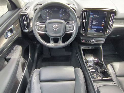 Used 2019 Volvo XC40 T5 Inscription AWD/4WD image 12