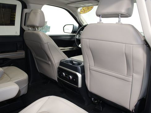 Used 2024 Ford Expedition Max Limited image 36