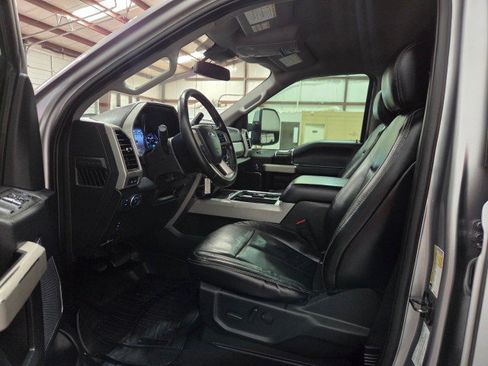 Used 2020 Ford F250 Lariat w/ Lariat Value Package image 34