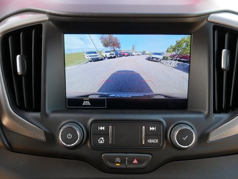 Used 2023 GMC Terrain AT4 AWD/4WD image 29