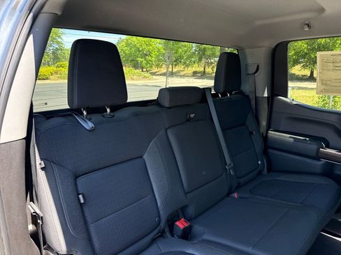 Used 2020 Chevrolet Silverado 1500 LT Trail Boss w/ Convenience Package AWD/4WD image 33
