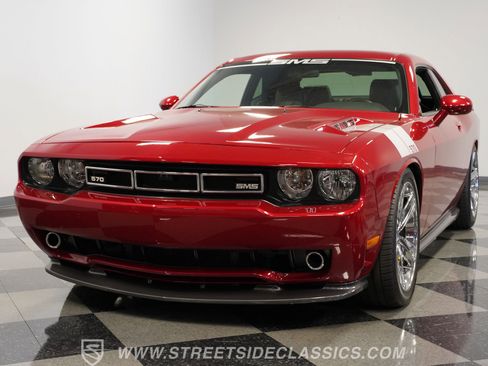 Used 2010 Dodge Challenger R/T w/ Sound Group image 18