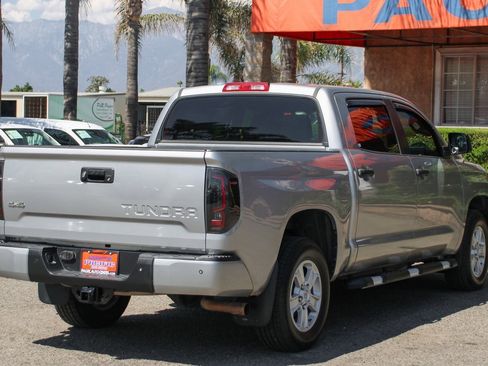 Used 2017 Toyota Tundra SR5 image 9