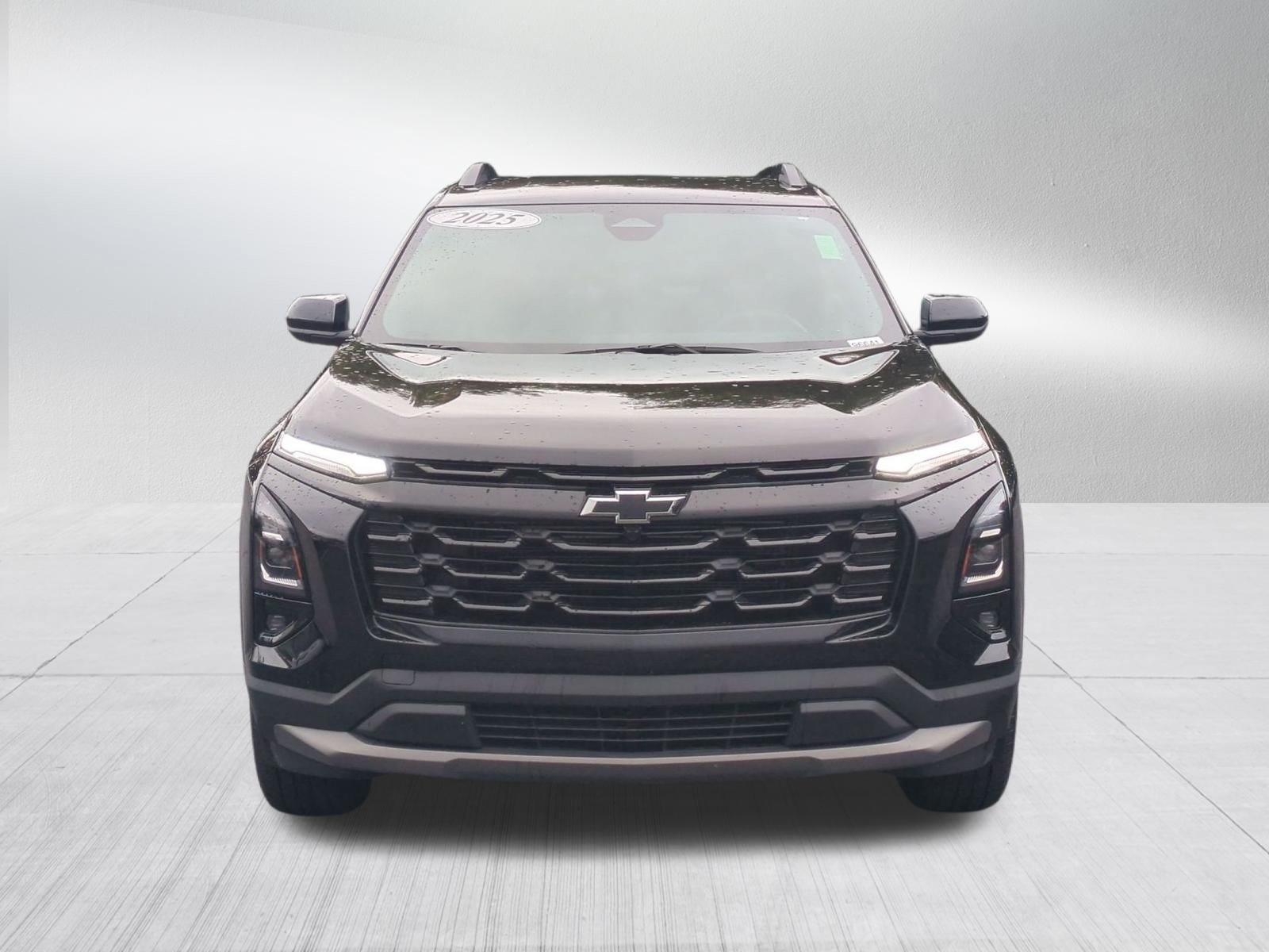 Used 2025 Chevrolet Equinox LT w/ Convenience Package II AWD/4WD image 9