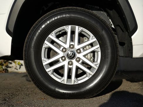 Used 2024 Toyota Tundra SR5 image 13