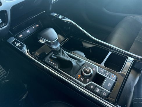 Used 2021 Kia Sorento SX Prestige image 16