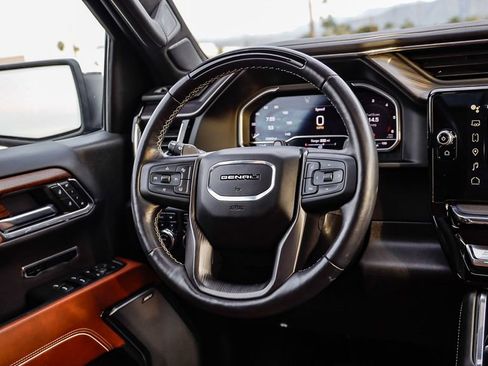 Used 2024 GMC Sierra 1500 Denali Ultimate image 17
