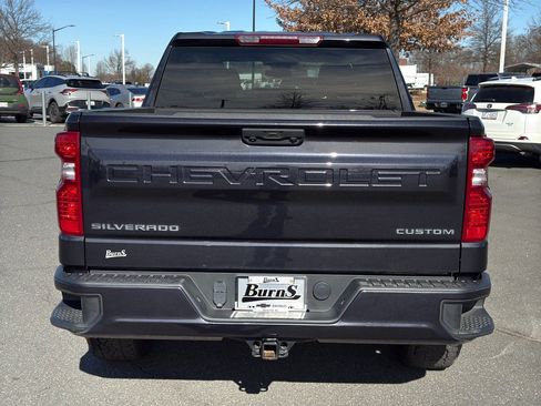 Used 2023 Chevrolet Silverado 1500 Custom image 6