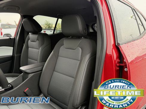 New 2026 Chevrolet Trax LT w/ Driver Confidence Package image 11