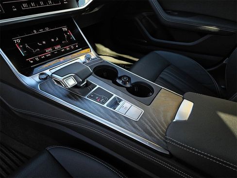 Used 2025 Audi A6 Premium Plus w/ Premium Plus Package image 14