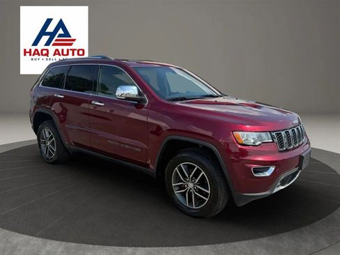 Used 2018 Jeep Grand Cherokee Limited AWD/4WD image 3